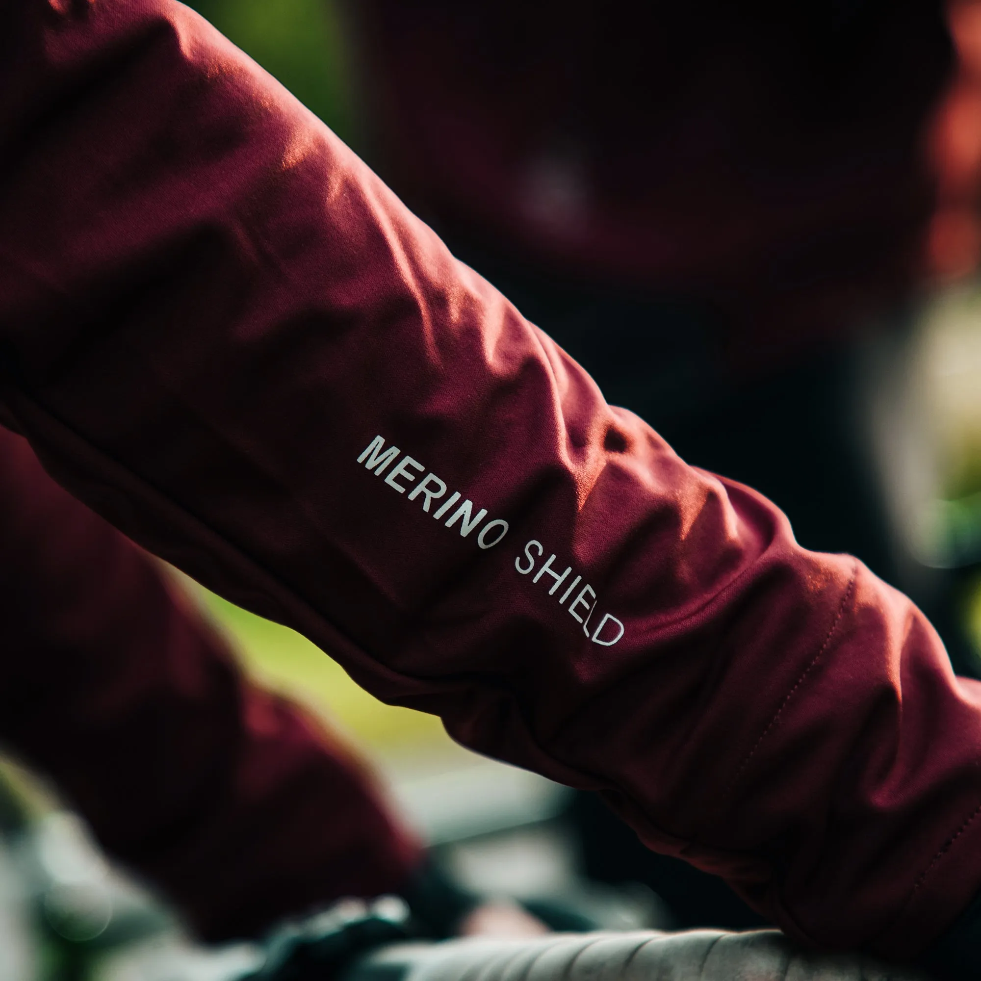 Gotlandsleden Tour Men's Deep Red Merino Softshell Cycling Jacket
