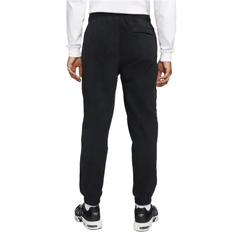Nike Club Fleece Joggers for Men – Cozy Warmth with Durable Knee Reinforcements, Black DQ4901-010