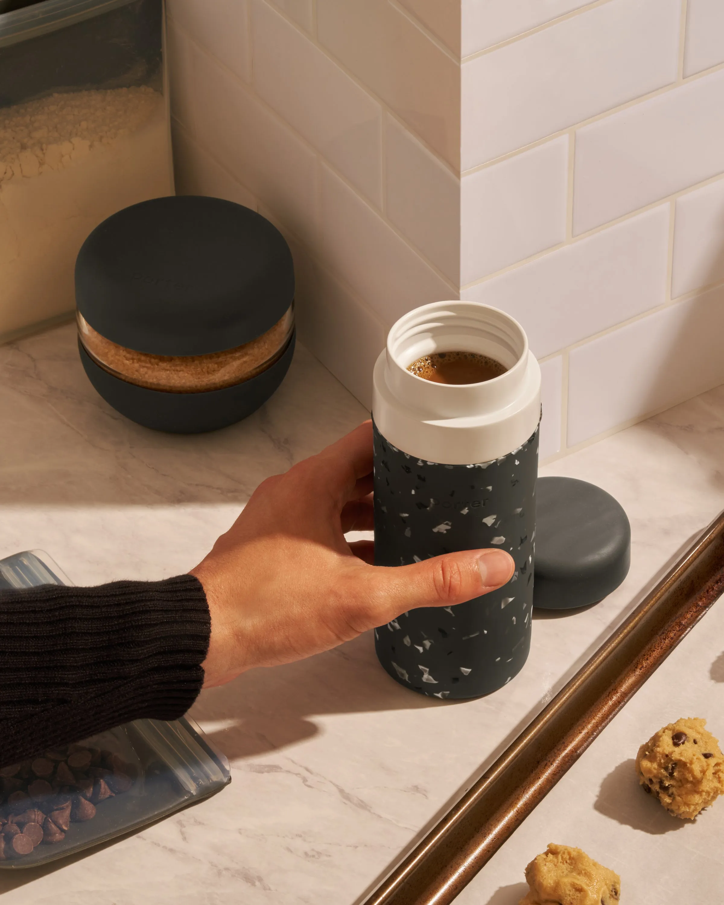 Porter Insulated Bottle 20oz - Terrazzo Charcoal