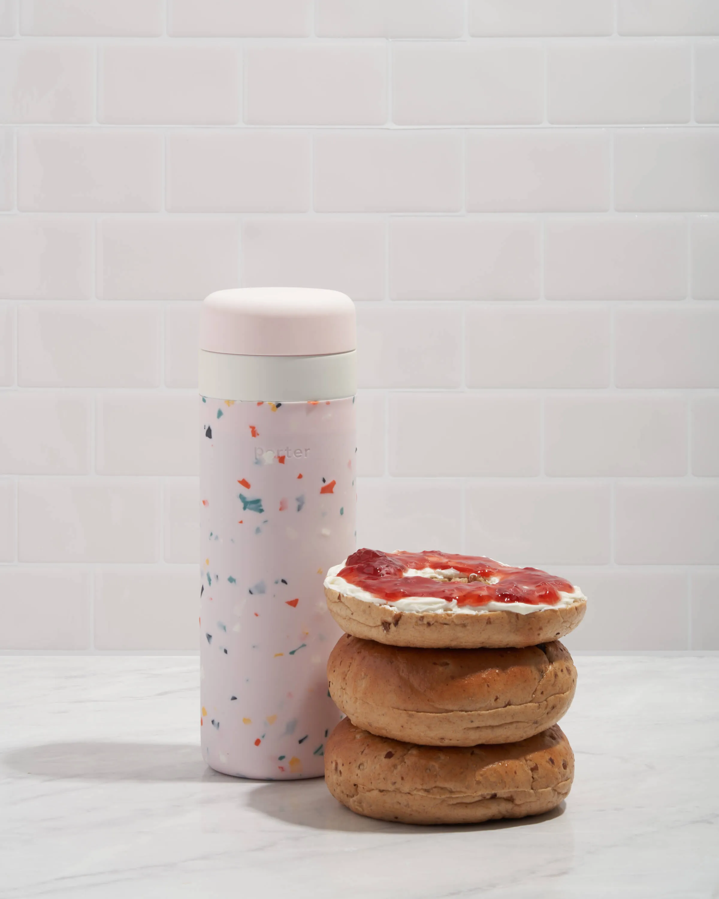 Porter Insulated Bottle 20oz - Terrazzo Charcoal