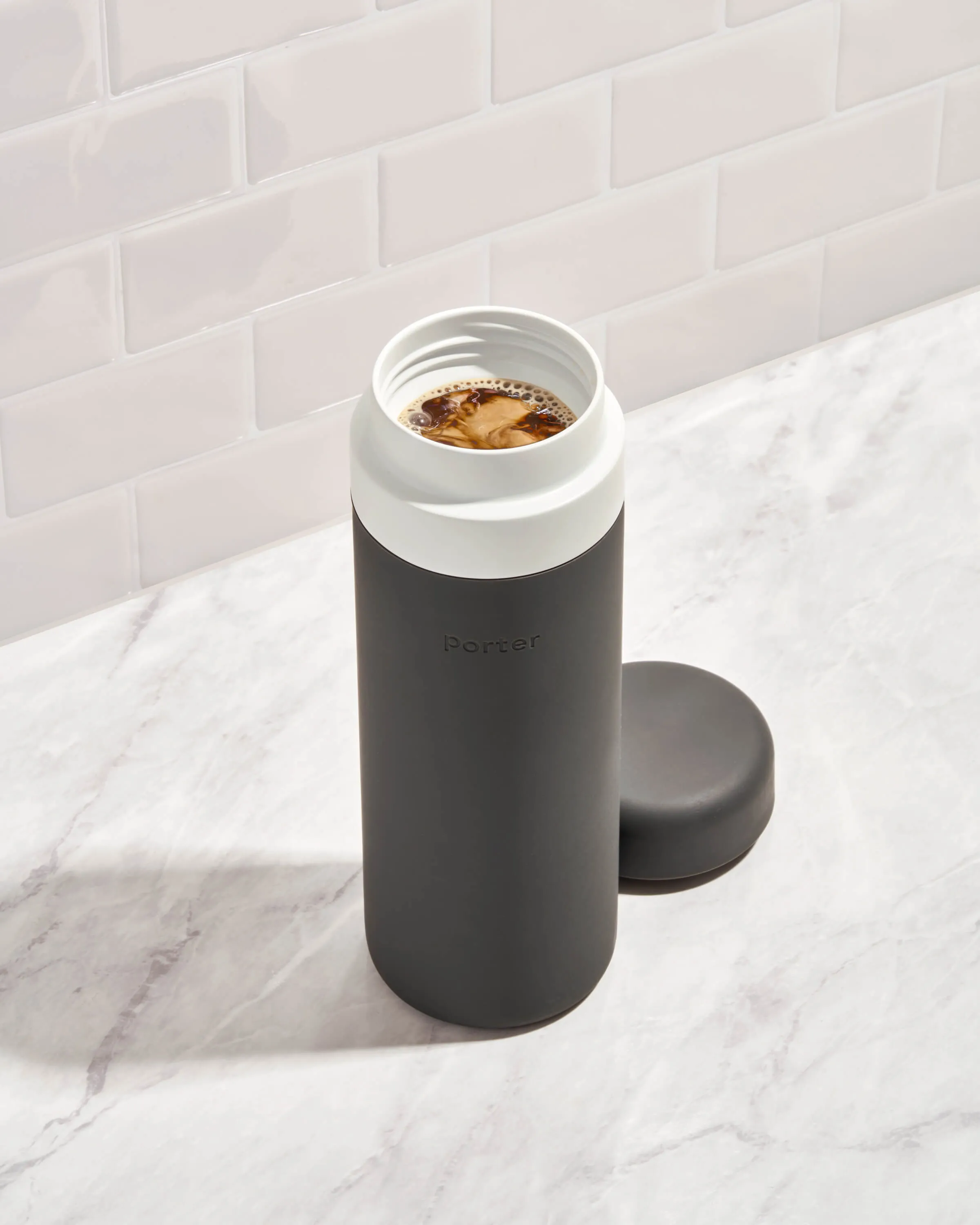 Porter Insulated Bottle 20oz - Terrazzo Charcoal