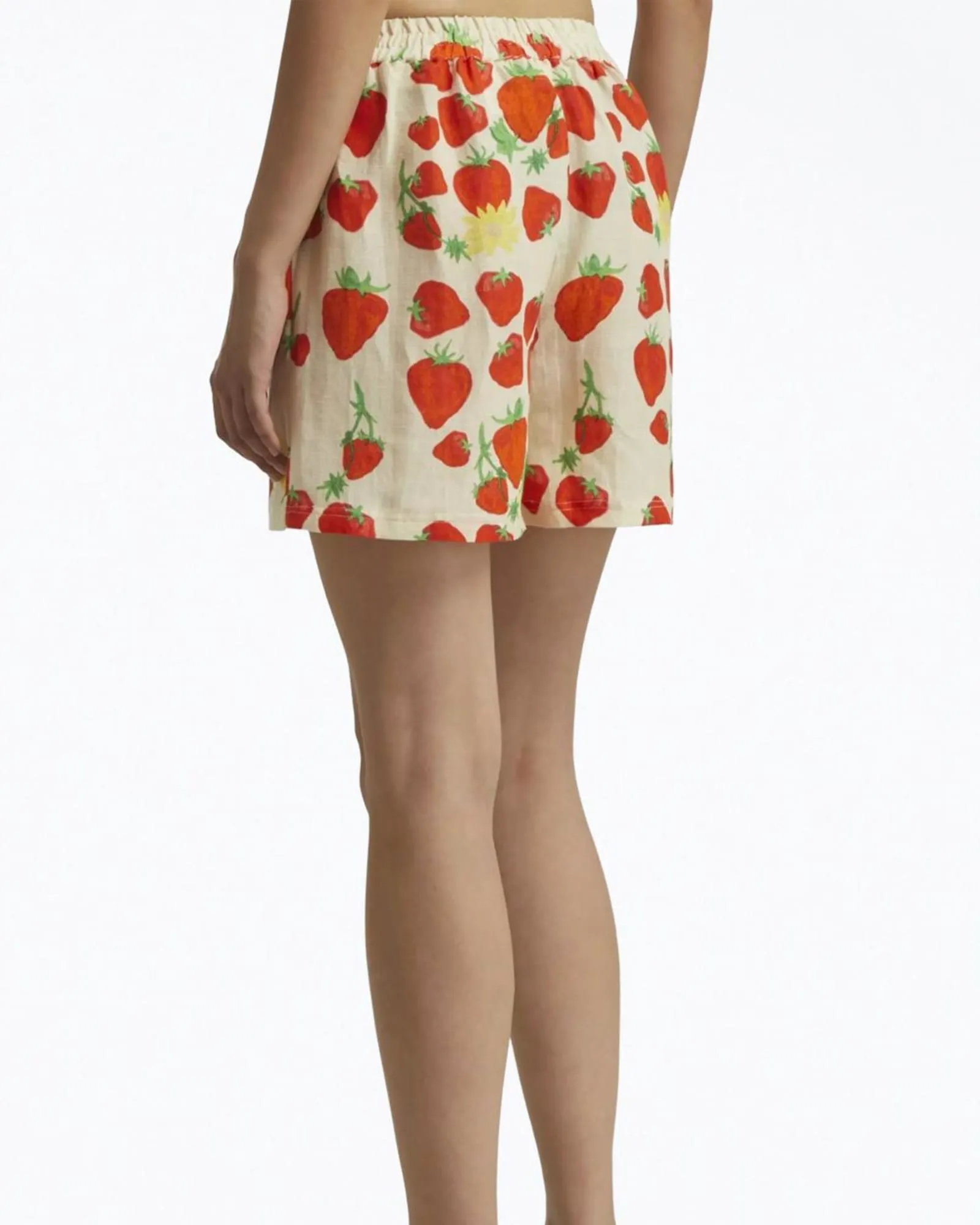 Strawberry-Print Linen-Blend Shorts in Beige | Beige