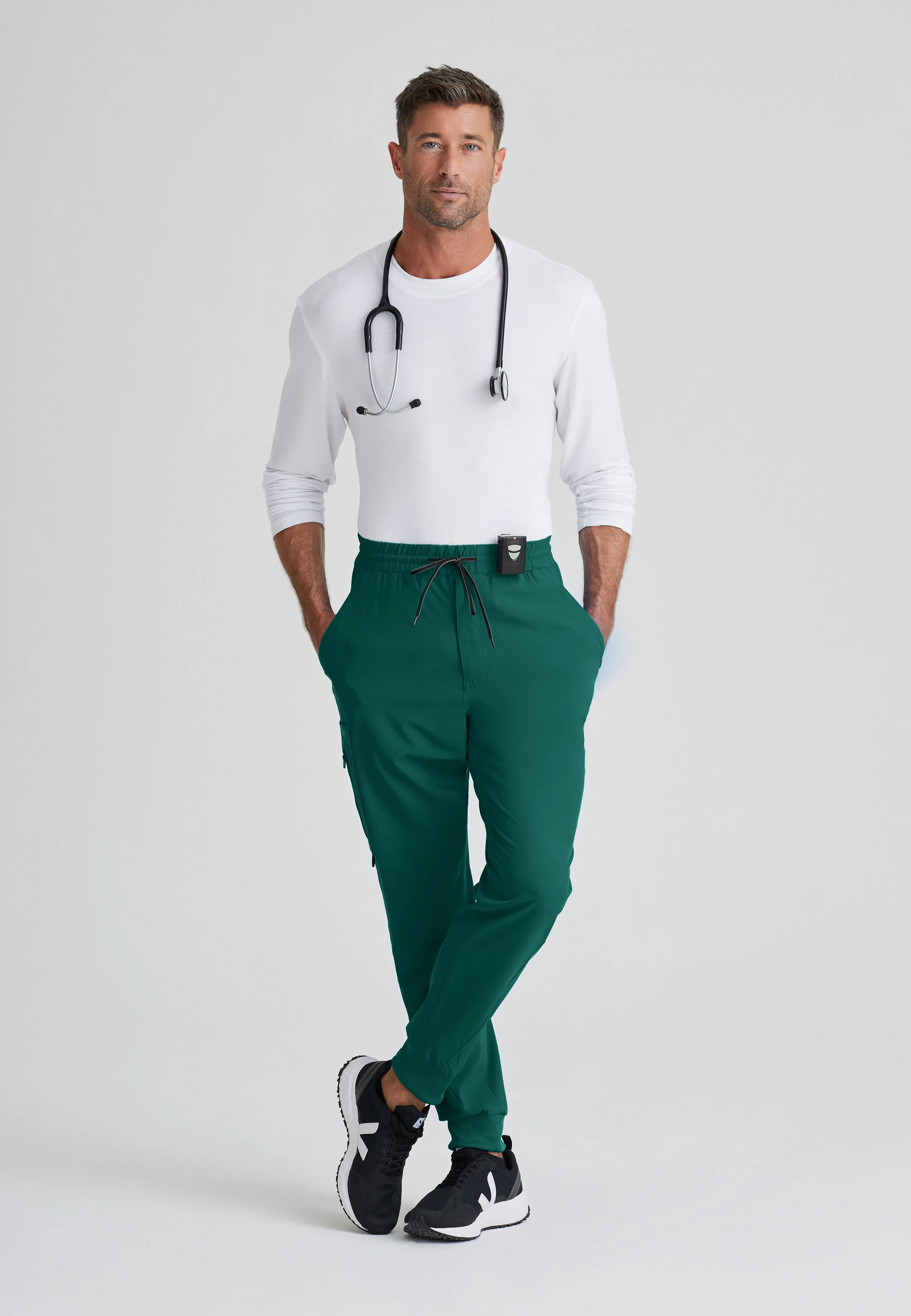 Vortex 6-Pocket Jogger Scrub Pant